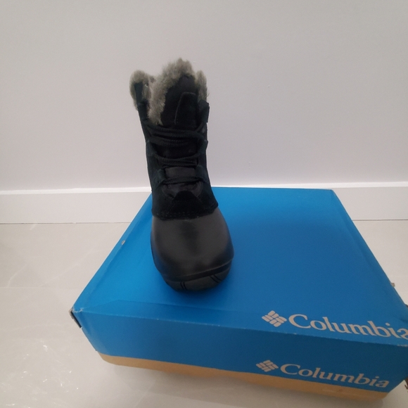 COLUMBIA SIERRA  SUMMETTE SHORTY WOMEN'S BOOTS SIZE. 9 - Picture 9 of 9